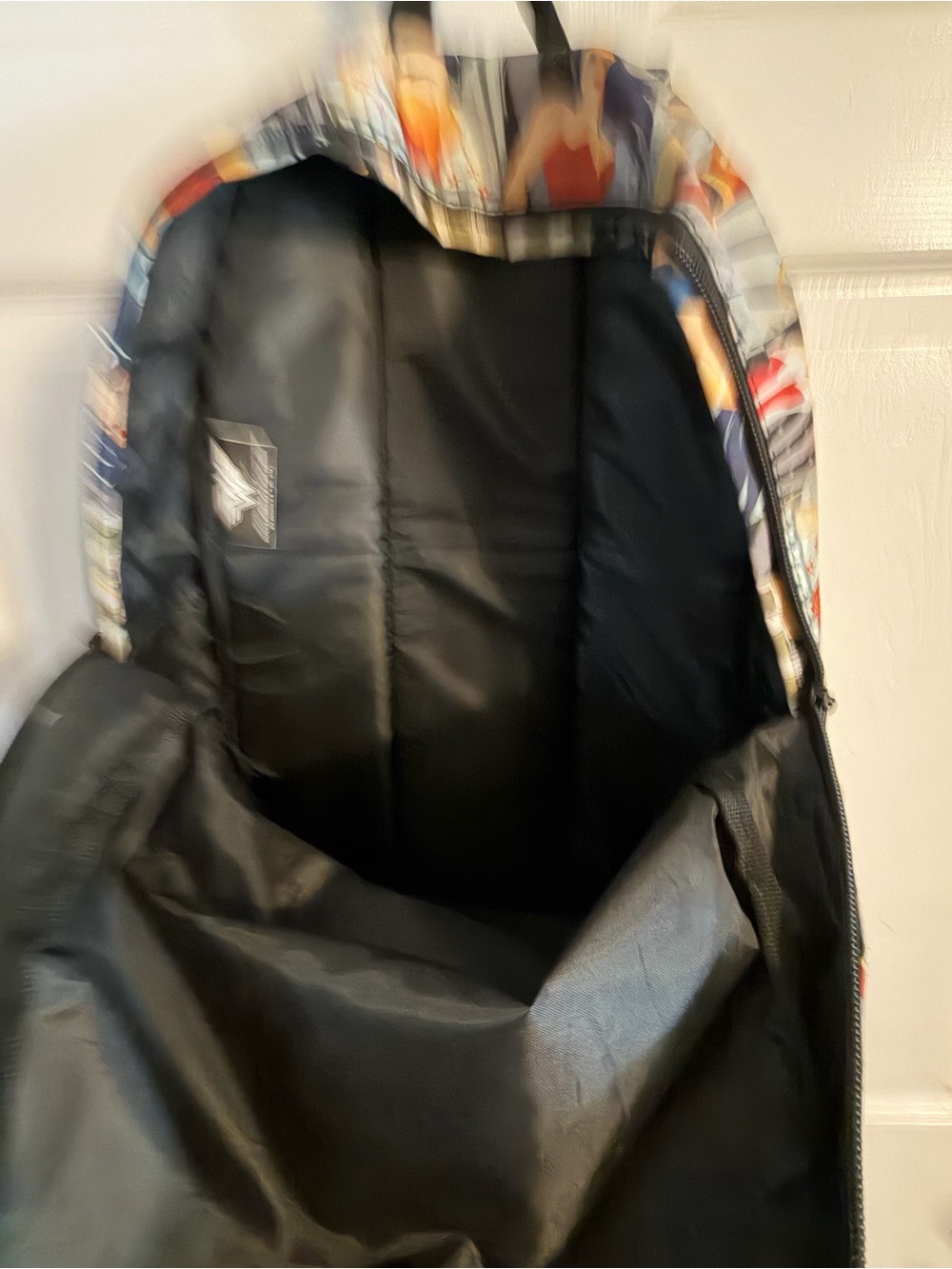 Wonder Woman Backpack - Picture 3 of 3